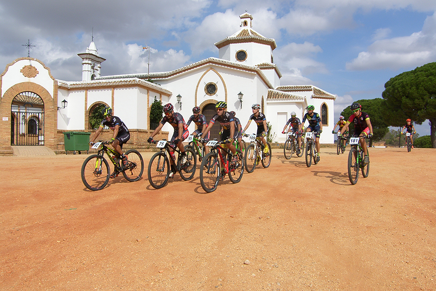 Cuna de Platero fortalece su compromiso con los hábitos de vida saludables con el patrocinio del IV Rally BTT Coto de Montemayor