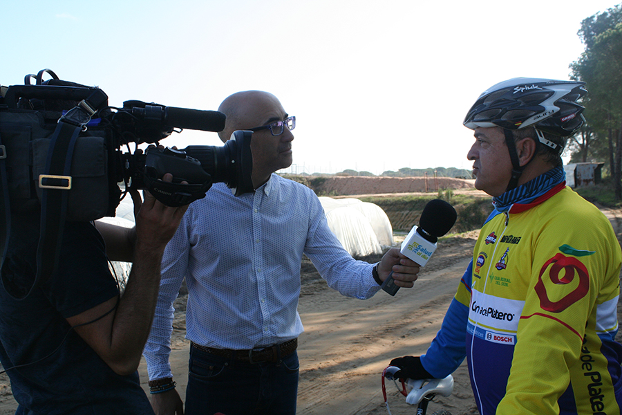 Cuna de Platero, protagonista de un reportaje de ‘Salud al Día’ sobre el consumo de berries y Moguer