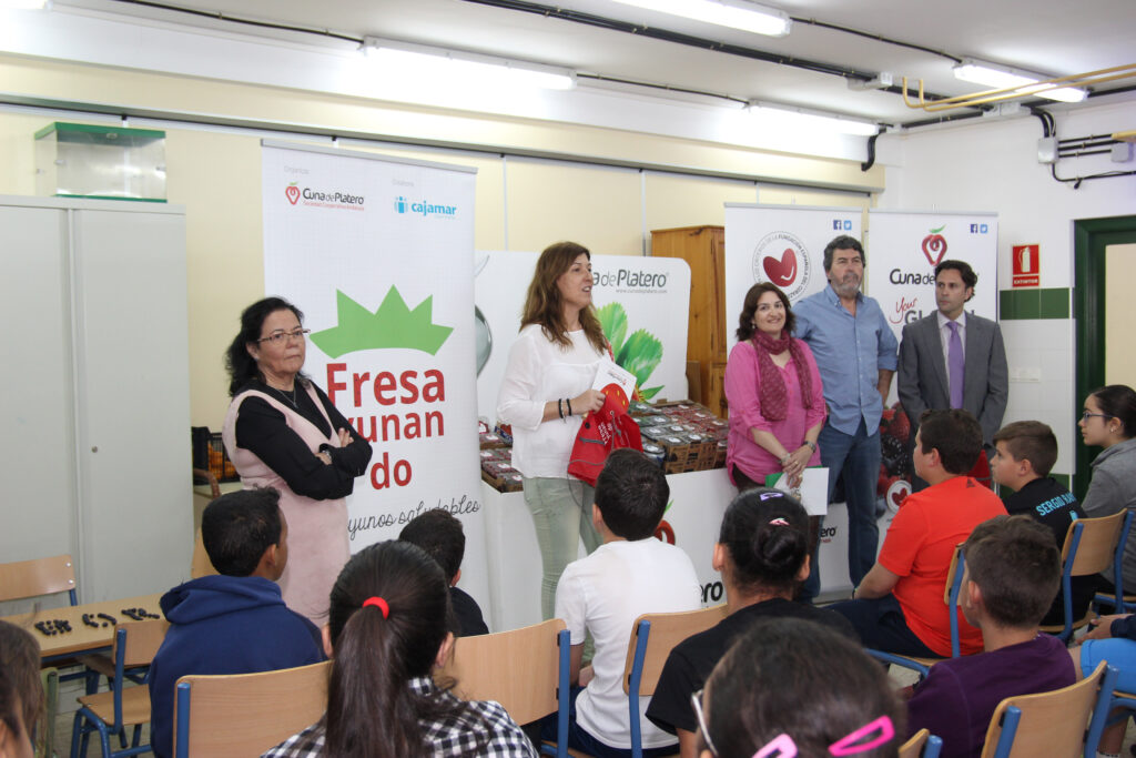 Cuna de Platero clausura la IV edición de “Fresayunando” con la participación de 2.500 niños