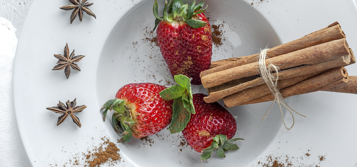 Ponche de Fresas y Especias